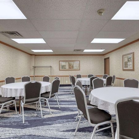 Comfort Suites Appleton Airport Kültér fotó
