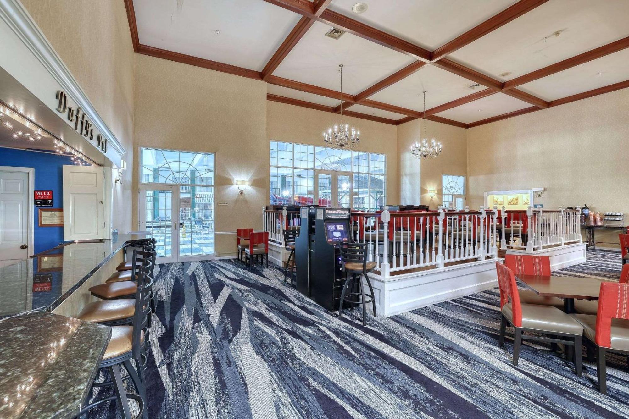 Comfort Suites Appleton Airport Kültér fotó