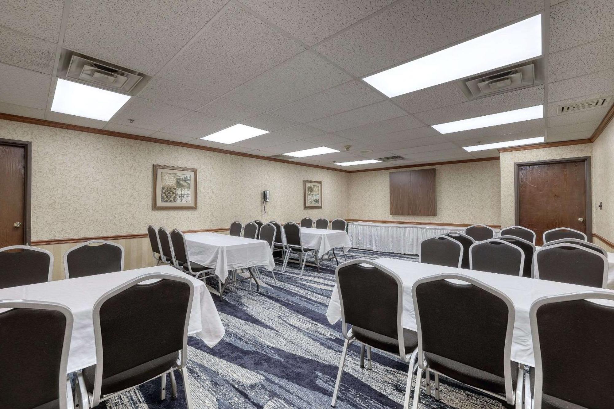 Comfort Suites Appleton Airport Kültér fotó