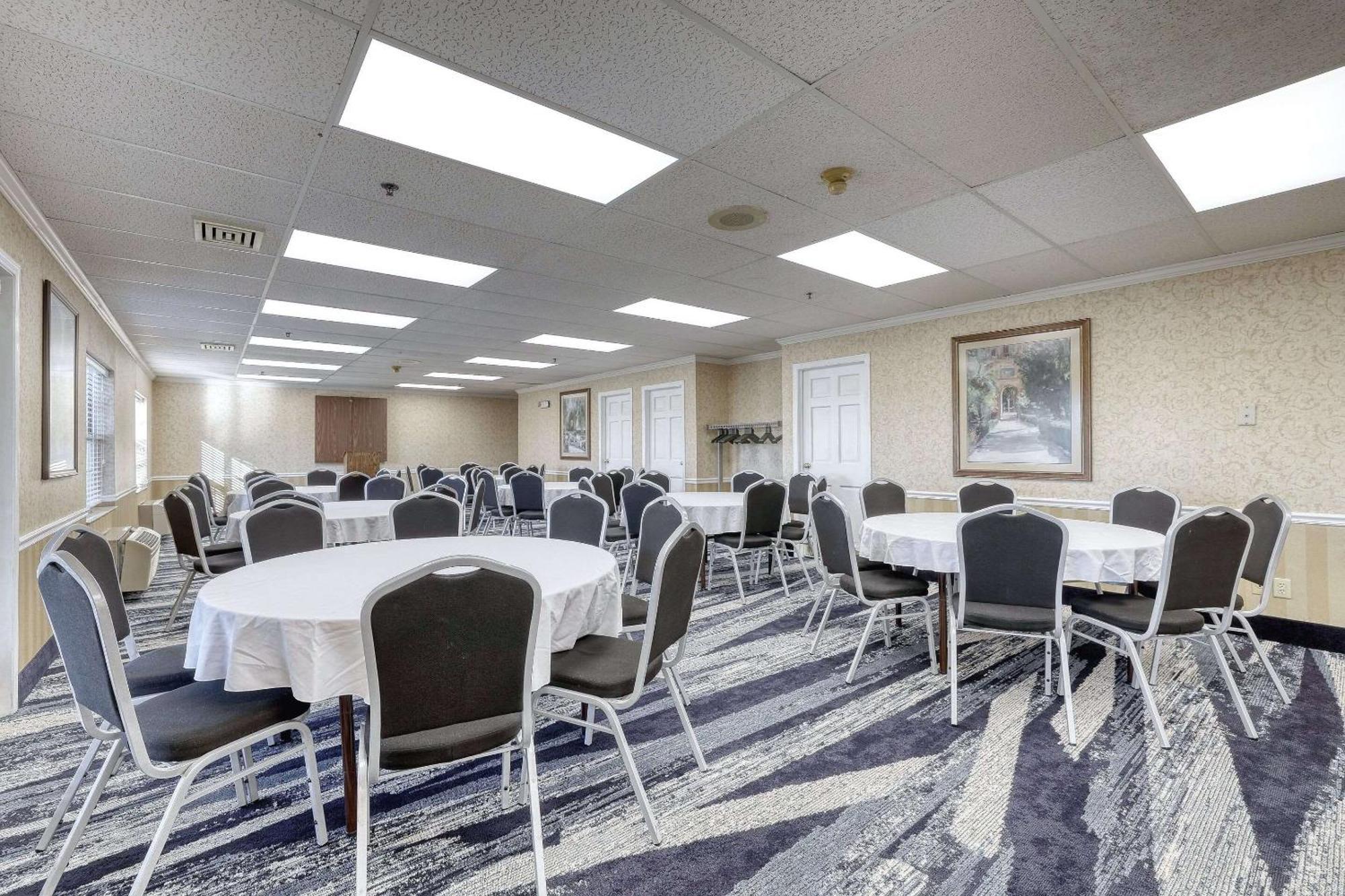 Comfort Suites Appleton Airport Kültér fotó