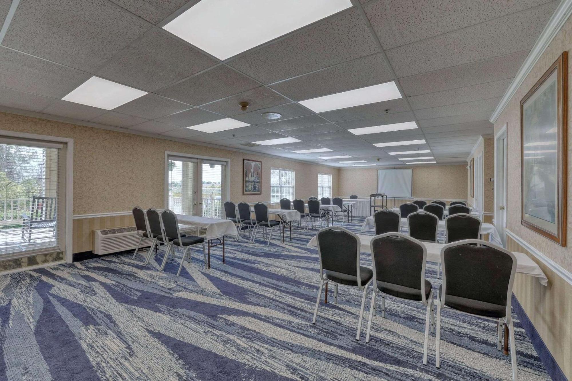 Comfort Suites Appleton Airport Kültér fotó