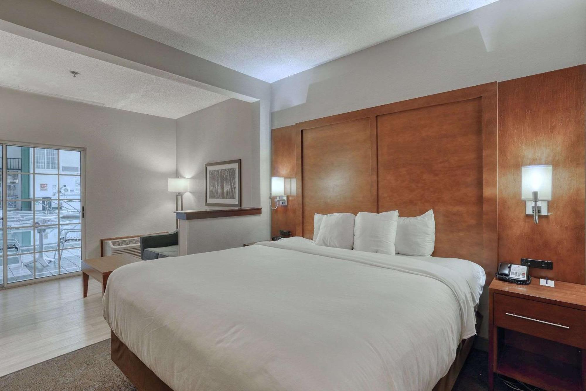 Comfort Suites Appleton Airport Kültér fotó