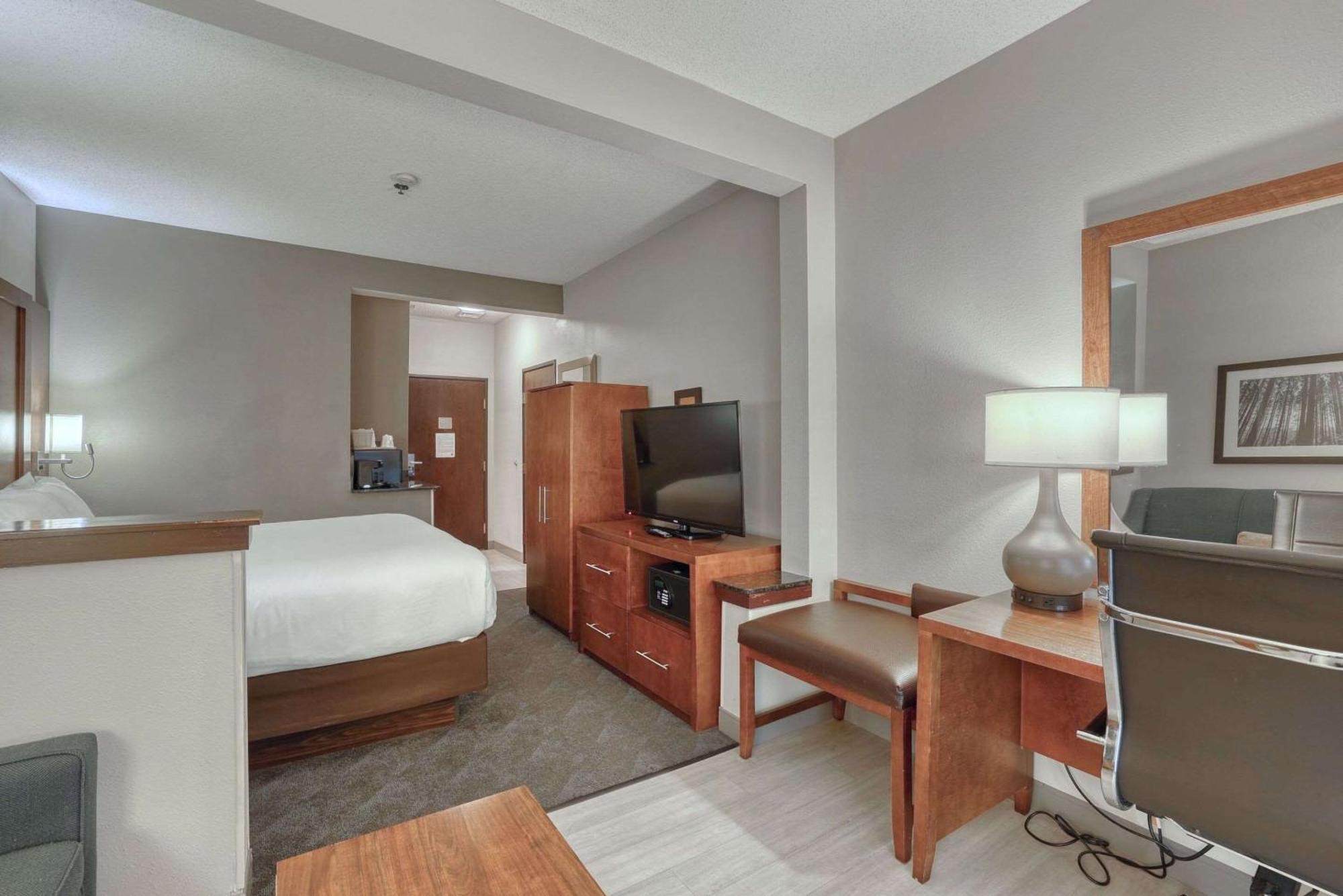 Comfort Suites Appleton Airport Kültér fotó