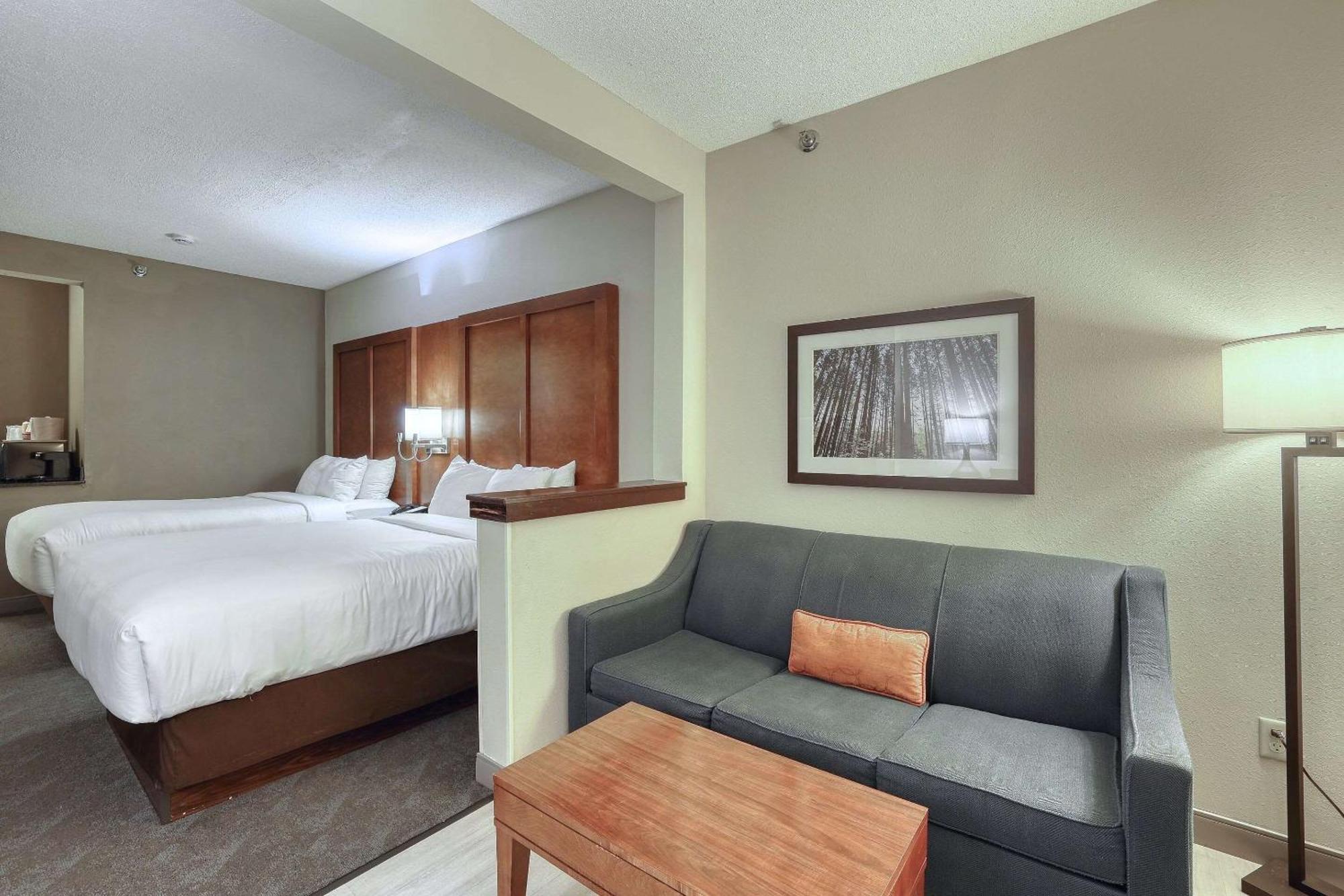 Comfort Suites Appleton Airport Kültér fotó